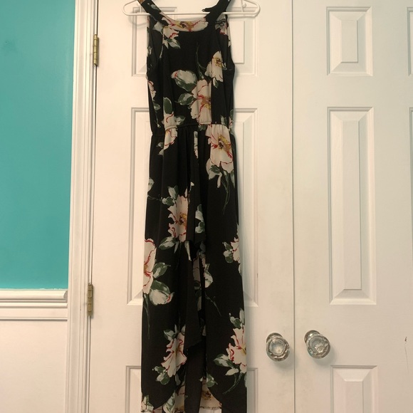 Floral dress w/ shorts under - Picture 1 of 3